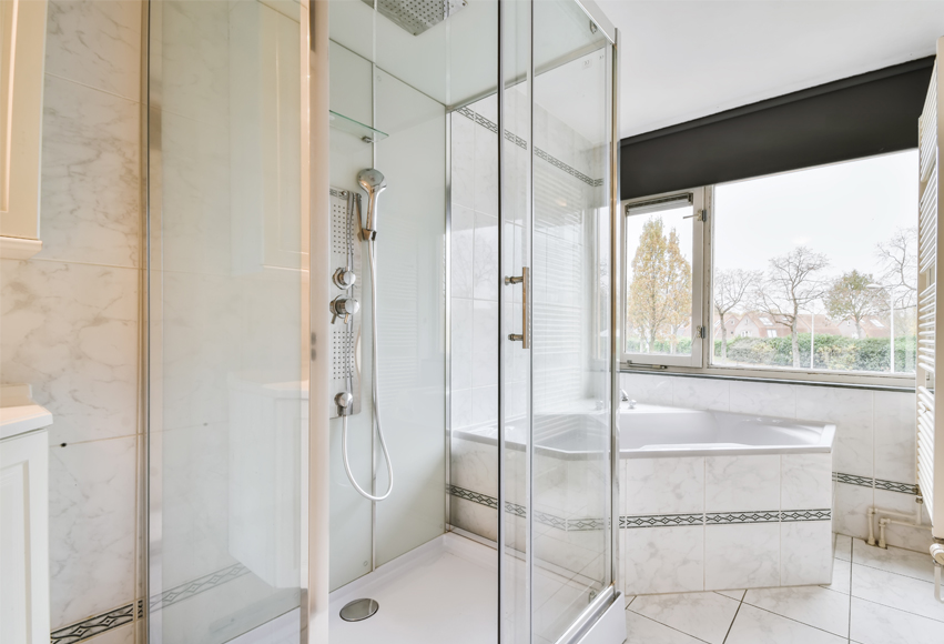 Shower Glass Installation
